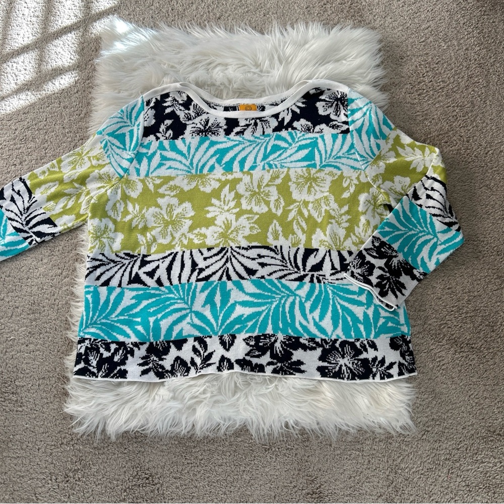 Tropical Patterned women’s Shirt
